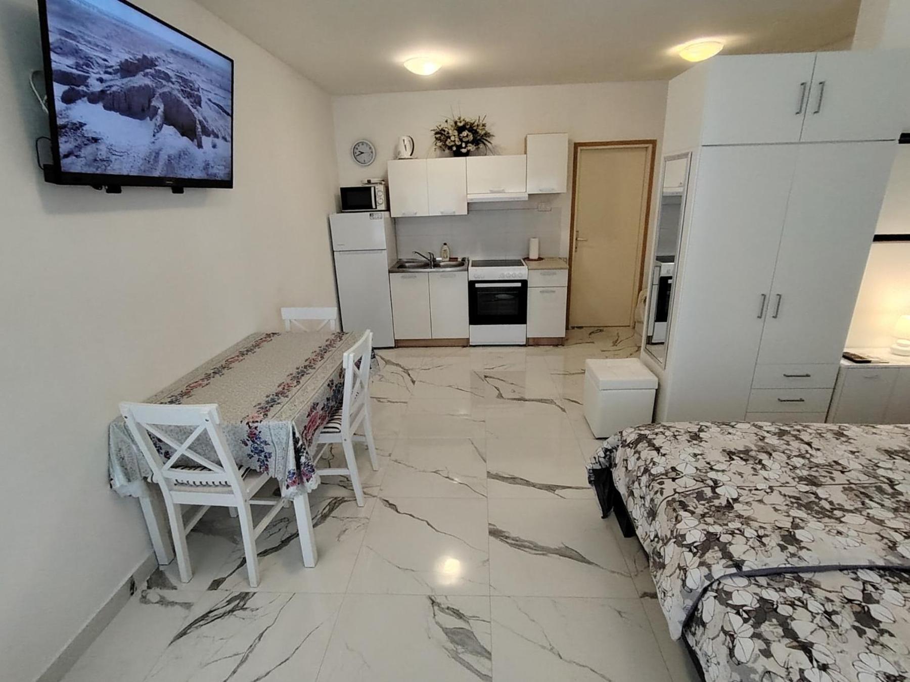 Studio-Apartman Ella بوريتش المظهر الخارجي الصورة